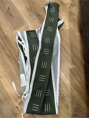 Olive Green Mesh Support Wrap with Light White Trim